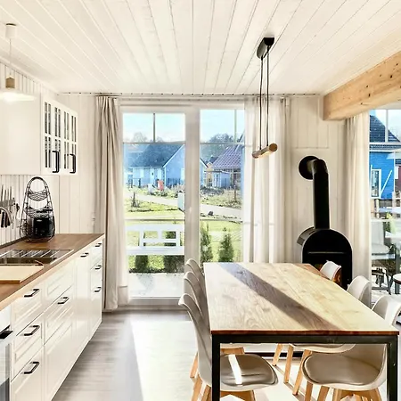 Stunning In With Kitchen Holiday home